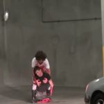 Bromas de miedo, pánico y terror en un parking